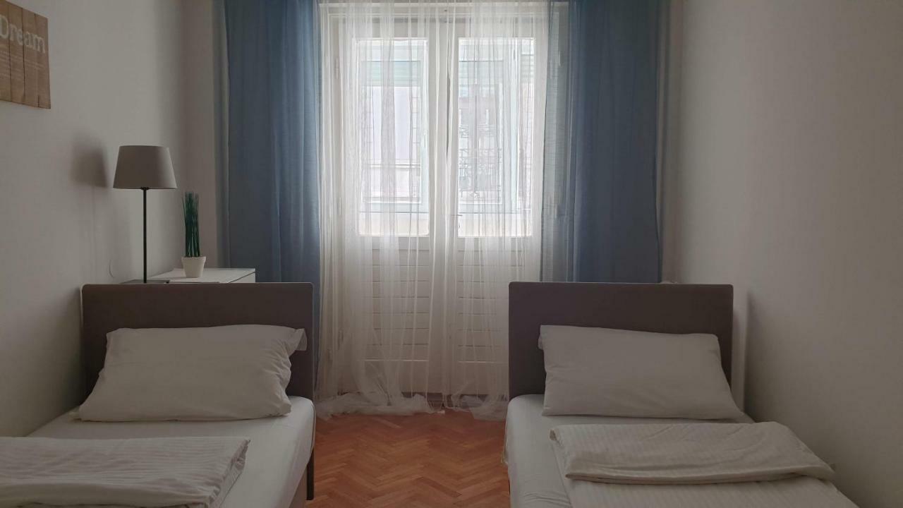 City Break Apartments - Palace 29 Белград Екстериор снимка